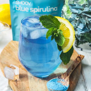 Blue spirulina lemonade made using SMOOV superfood powders.